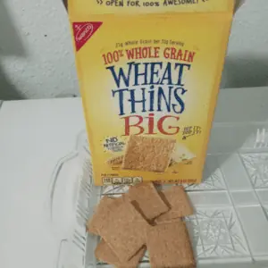 What to Eat with Wheat Thins? 30+ Delicious Pairings – Low Dough Family